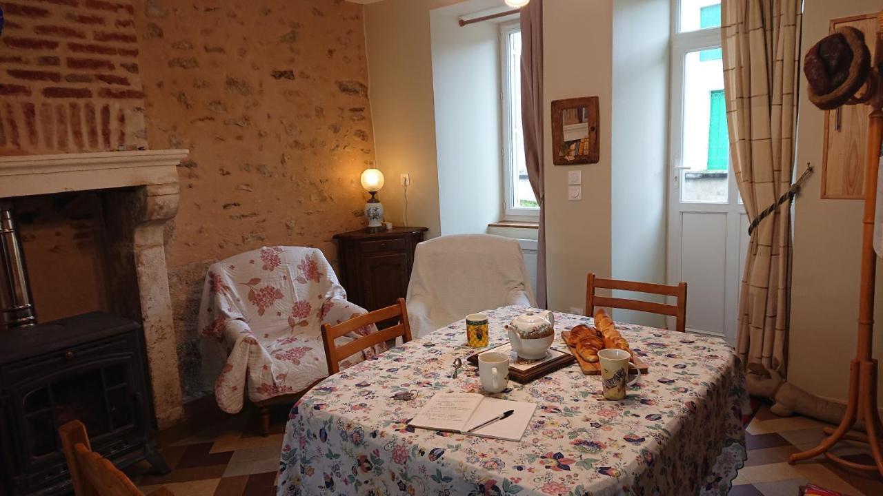 Le Gite Du Herisson, Gite De Charme Et De Confort Le Menoux Exteriör bild