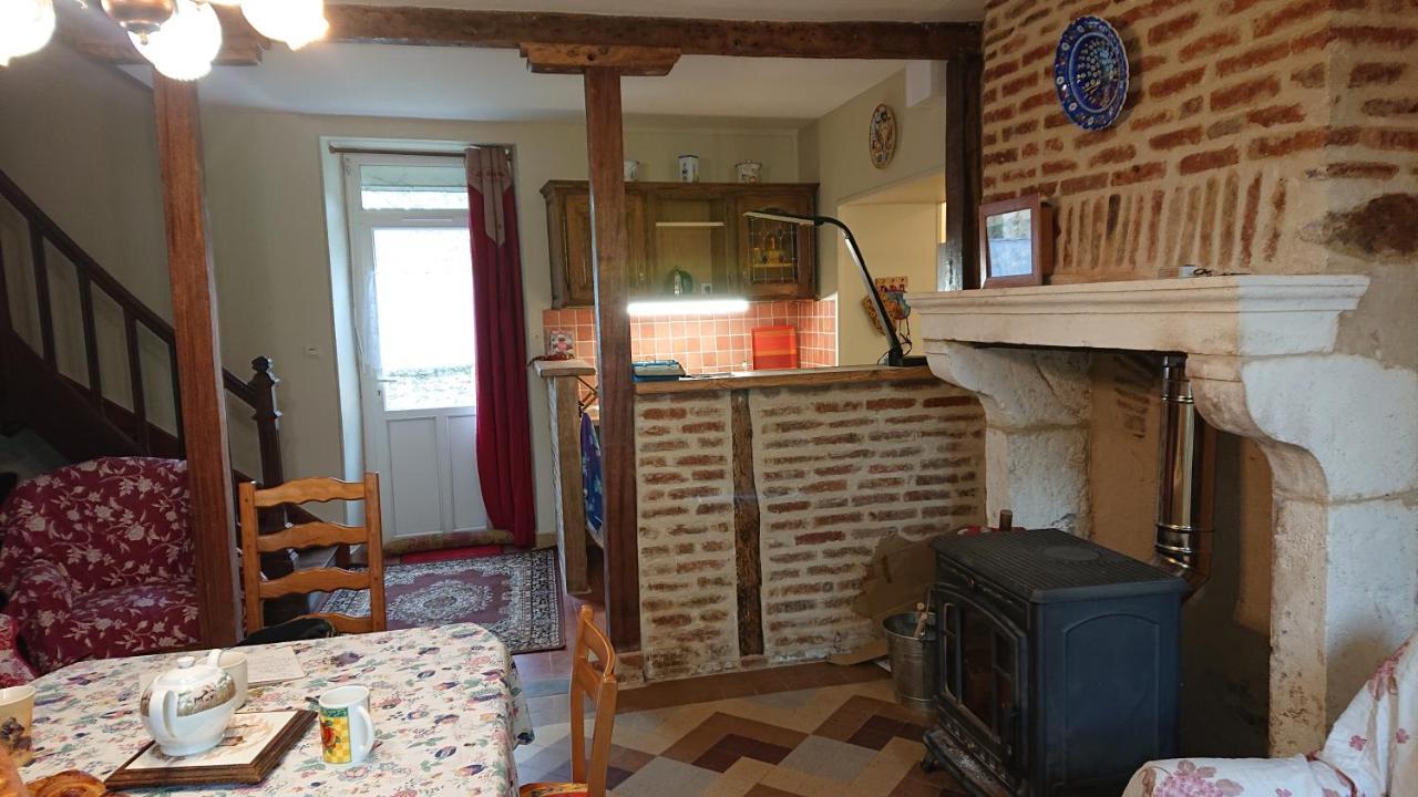 Le Gite Du Herisson, Gite De Charme Et De Confort Le Menoux Exteriör bild